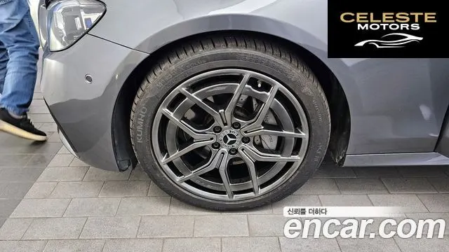 MERCEDES AMG E-Classe W213 E220d 4MATIC AMG Line 2022 — photo 5 sur 33