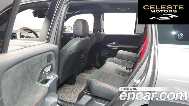 MERCEDES AMG GLB-Classe X247 AMG GLB35 4MATIC 2022 — photo 18 sur 38