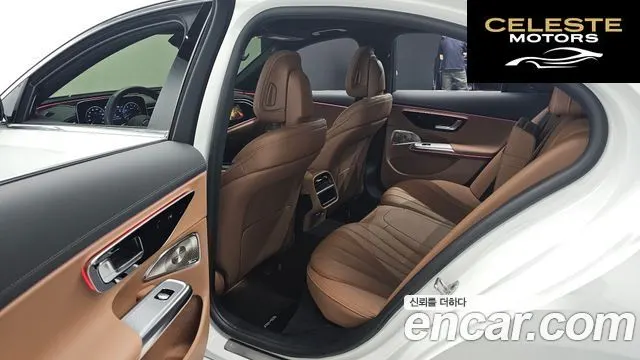 MERCEDES AMG E-Classe W214 E300 4MATIC AMG Line 2025 — photo 18 sur 35