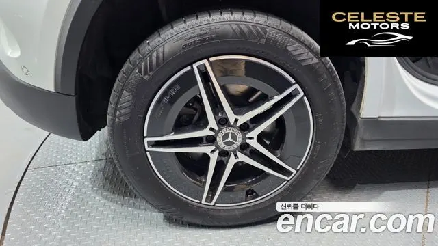 MERCEDES AMG EQA H243 EQA250 AMG Package 2022 — photo 4 sur 37
