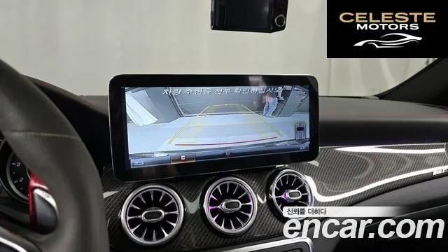 MERCEDES AMG GLA-Classe X156 GLA45 AMG 4MATIC 2019 — photo 21 sur 31