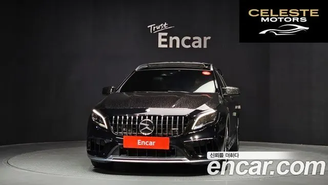 MERCEDES AMG GLA-Classe X156 GLA45 AMG 4MATIC 2019 — photo 3 sur 31