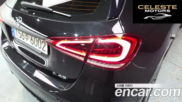 MERCEDES AMG A-Classe W177 AMG A45 4MATIC+ Hatchback 2021 — photo 9 sur 32