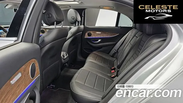 MERCEDES BENZ E-Classe W213 E300 Exclusive 2018 — photo 13 sur 20
