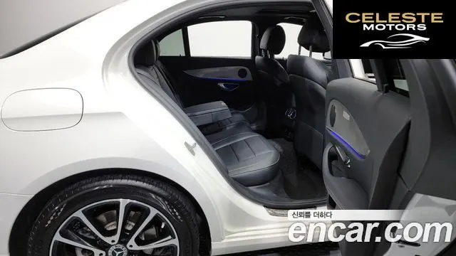 MERCEDES BENZ E-Classe W213 E250 Avantgarde 2020 — photo 12 sur 20