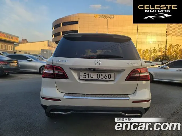 MERCEDES BENZ M-Classe W166 ML350 4MATIC 2012 — photo 6 sur 26