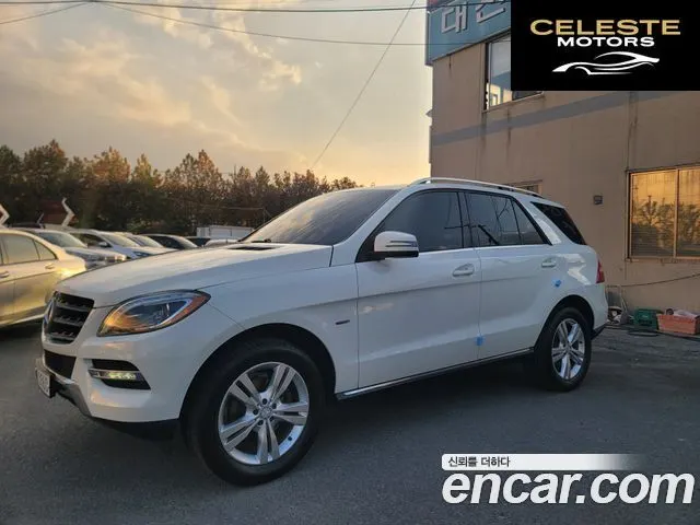 MERCEDES BENZ M-Classe W166 ML350 4MATIC 2012 — photo 9 sur 26