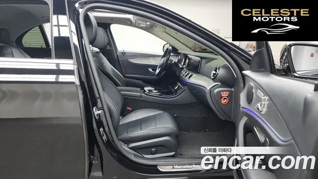 MERCEDES BENZ E-Classe W213 E300 Avantgarde 2019 — photo 11 sur 20