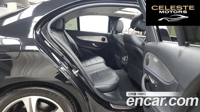 MERCEDES BENZ E-Classe W213 E300 Avantgarde 2019 — photo 12 sur 20