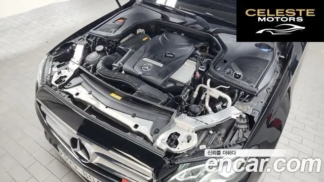 MERCEDES BENZ E-Classe W213 E300 Avantgarde 2019 — photo 6 sur 20