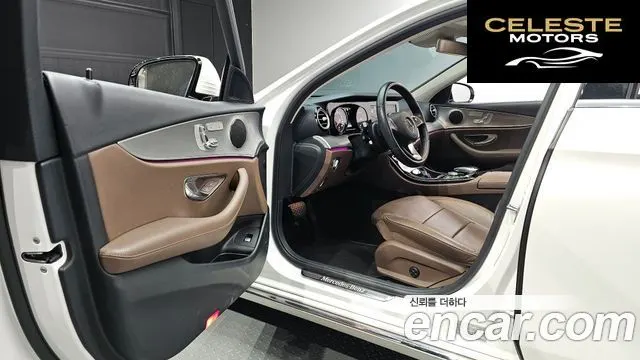 MERCEDES BENZ E-Classe W213 E200 Avantgarde 2018 — photo 10 sur 20