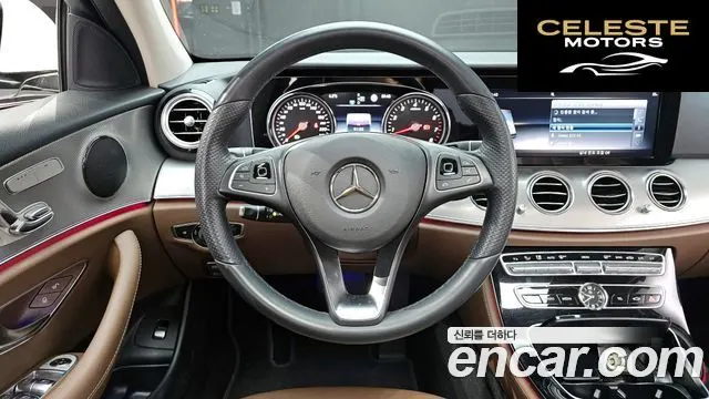 MERCEDES BENZ E-Classe W213 E200 Avantgarde 2018 — photo 13 sur 20