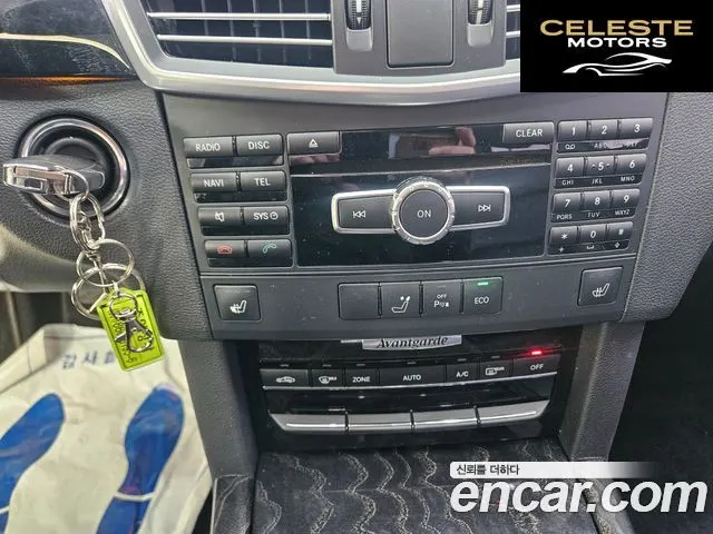 MERCEDES BENZ E-Classe W212 E220 CDI Avantgarde 2013 — photo 10 sur 26