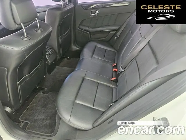 MERCEDES BENZ E-Classe W212 E220 CDI Avantgarde 2013 — photo 18 sur 26