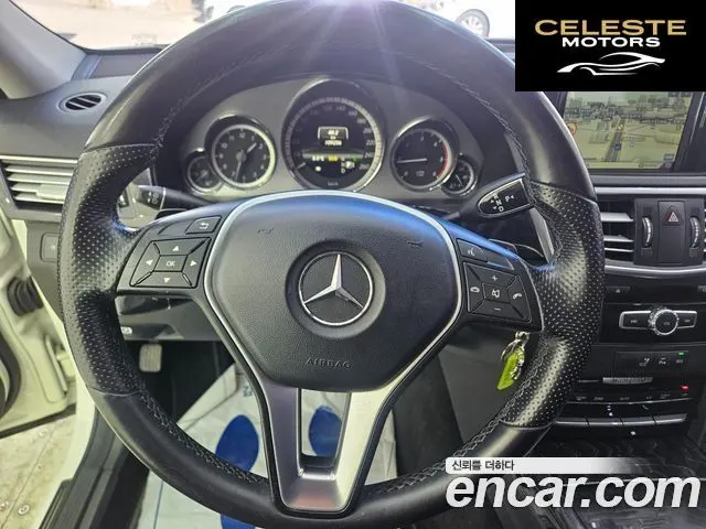 MERCEDES BENZ E-Classe W212 E220 CDI Avantgarde 2013 — photo 7 sur 26