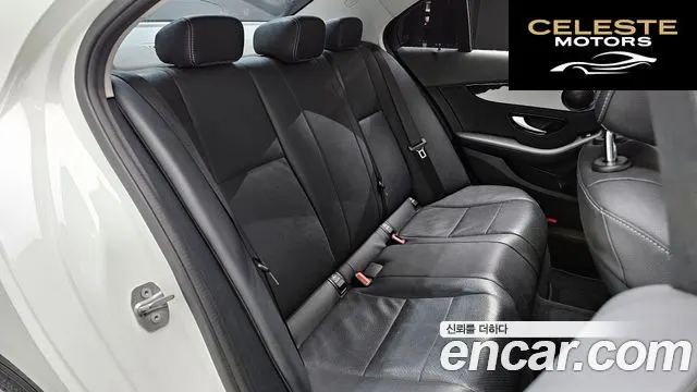 MERCEDES BENZ C-Classe W205 C200 2018 — photo 13 sur 20