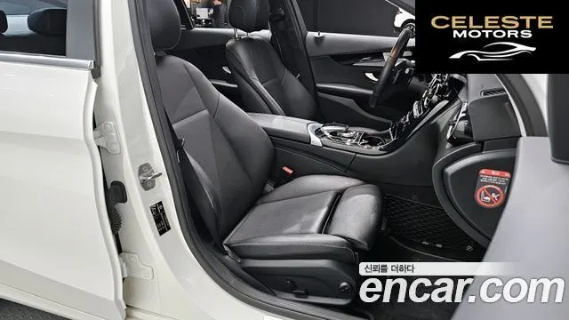 MERCEDES BENZ C-Classe W205 C200 2018 — photo 10 sur 20