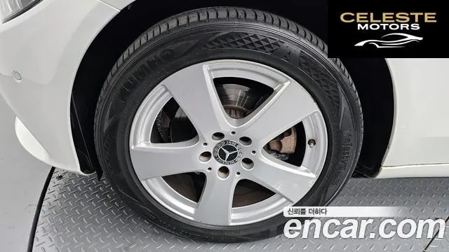 MERCEDES BENZ C-Classe W205 C200 2018 — photo 5 sur 20