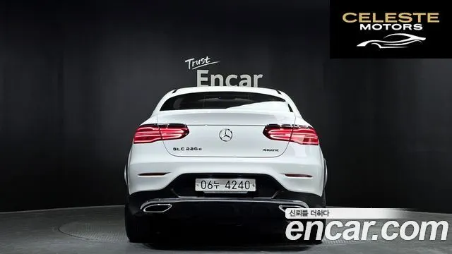 MERCEDES BENZ GLC-Classe X253 GLC220 d 4MATIC Coupé 2018 — photo 4 sur 20