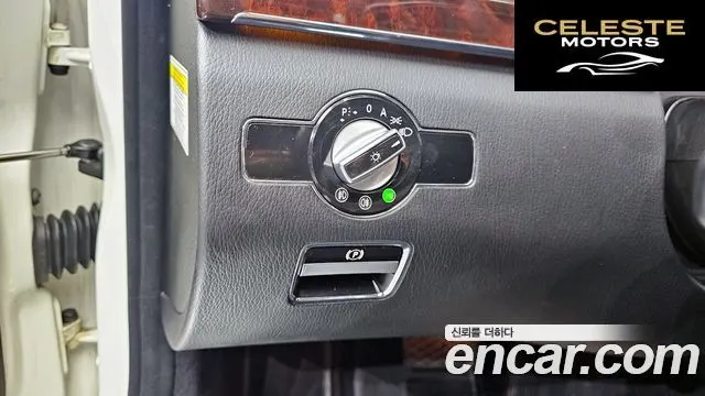 MERCEDES BENZ S-Classe W221 S550 2008 — photo 17 sur 20