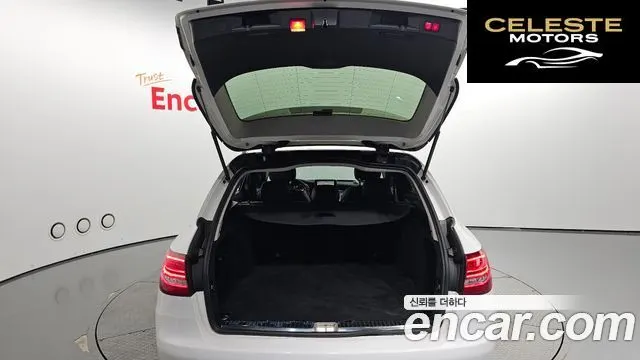 MERCEDES BENZ C-Classe W205 C220 d 4MATIC 2016 — photo 20 sur 20