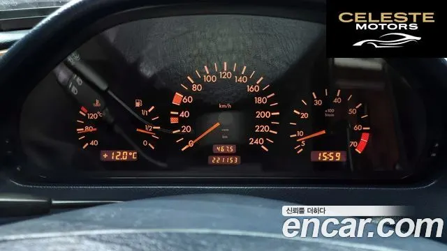 MERCEDES BENZ C-Classe C200 1996 — photo 8 sur 20