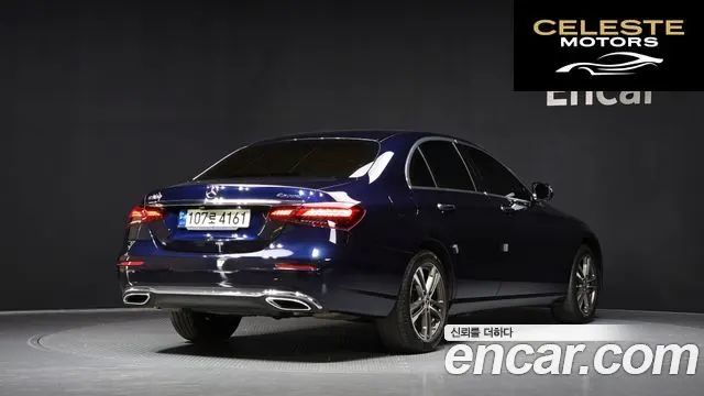 MERCEDES BENZ E-Classe W213 E350 4MATIC Avantgarde 2021 — photo 2 sur 20