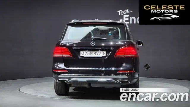 MERCEDES BENZ GLE-Classe W166 GLE250 d 4MATIC 2016 — photo 4 sur 20