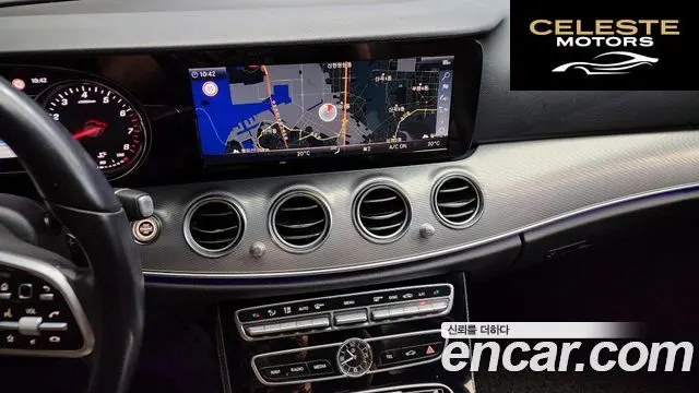 MERCEDES BENZ E-Classe W213 E300 Avantgarde 2019 — photo 14 sur 20