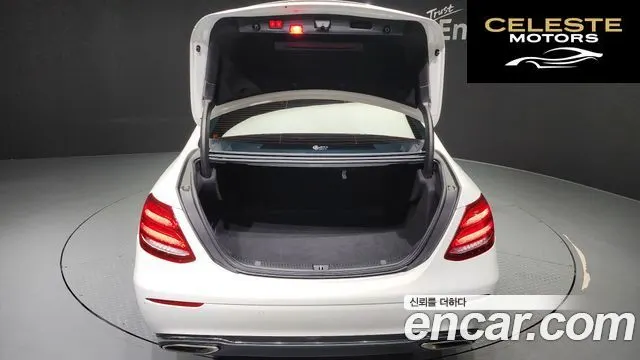 MERCEDES BENZ E-Classe W213 E300 Avantgarde 2019 — photo 20 sur 20