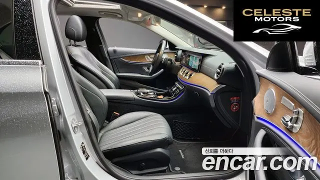 MERCEDES BENZ E-Classe W213 E300 4MATIC Exclusive 2018 — photo 10 sur 20