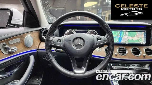 MERCEDES BENZ E-Classe W213 E300 4MATIC Exclusive 2018 — photo 14 sur 20