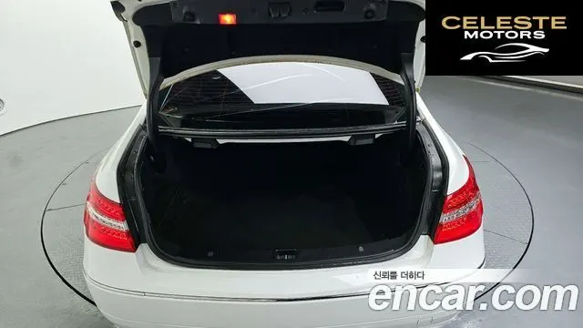 MERCEDES BENZ E-Classe W212 E350 Coupé 2013 — photo 20 sur 20