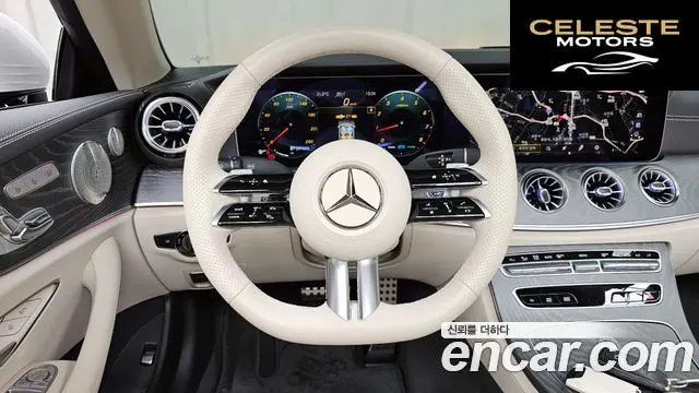MERCEDES BENZ E-Classe W213 E450 4MATIC Cabriolet 2023 — photo 13 sur 20