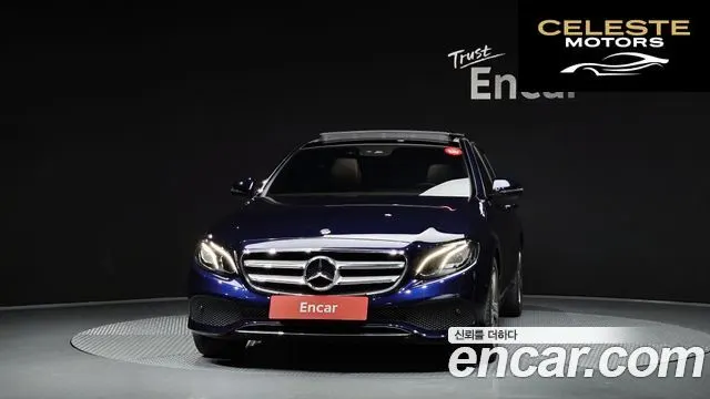 MERCEDES BENZ E-Classe W213 E300 Avantgarde 2019 — photo 3 sur 20