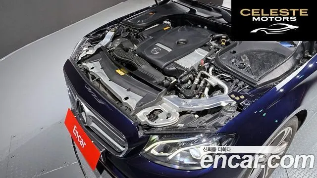 MERCEDES BENZ E-Classe W213 E300 Avantgarde 2019 — photo 6 sur 20