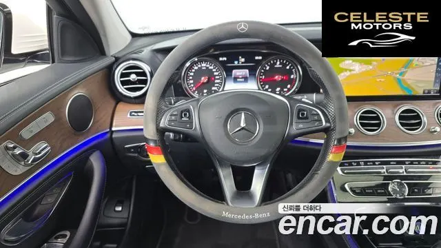 MERCEDES BENZ E-Classe W213 E220d Exclusive 2018 — photo 13 sur 26