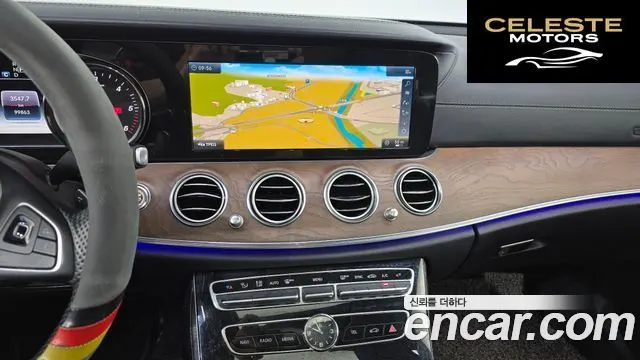 MERCEDES BENZ E-Classe W213 E220d Exclusive 2018 — photo 14 sur 26