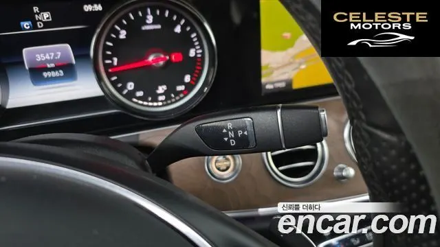 MERCEDES BENZ E-Classe W213 E220d Exclusive 2018 — photo 9 sur 26