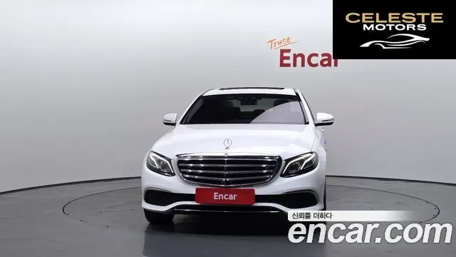 MERCEDES BENZ E-Classe W213 E220d Exclusive 2018 — photo 3 sur 26