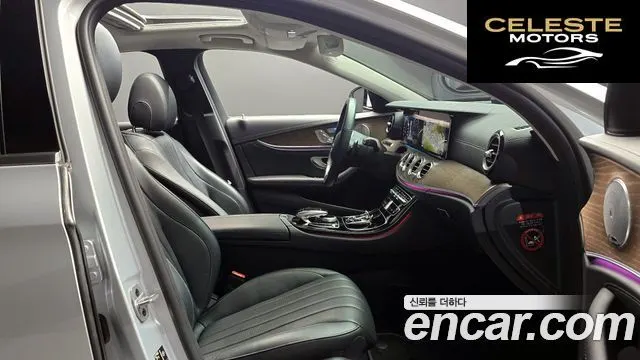 MERCEDES BENZ E-Classe W213 E300 4MATIC Exclusive 2019 — photo 10 sur 20