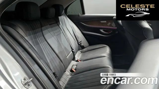 MERCEDES BENZ E-Classe W213 E300 4MATIC Exclusive 2019 — photo 12 sur 20