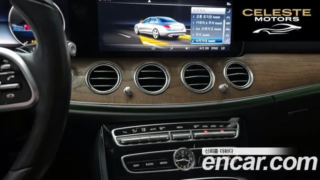 MERCEDES BENZ E-Classe W213 E300 4MATIC Exclusive 2019 — photo 15 sur 20