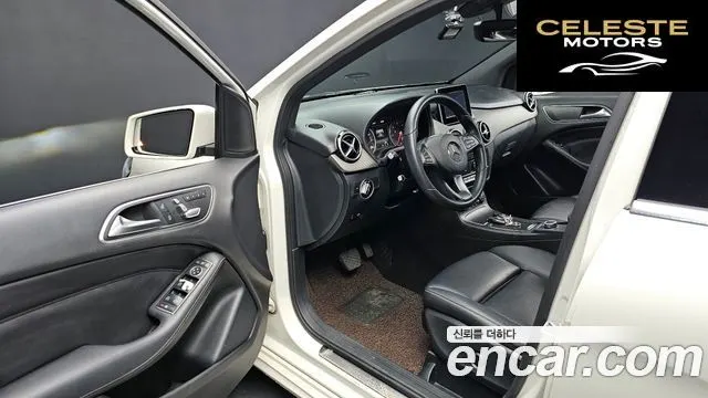 MERCEDES BENZ B-Classe W246 B200 d 2016 — photo 11 sur 20