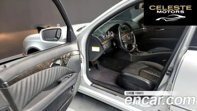 MERCEDES BENZ E-Classe W211 E350 4MATIC 2007 — photo 10 sur 26