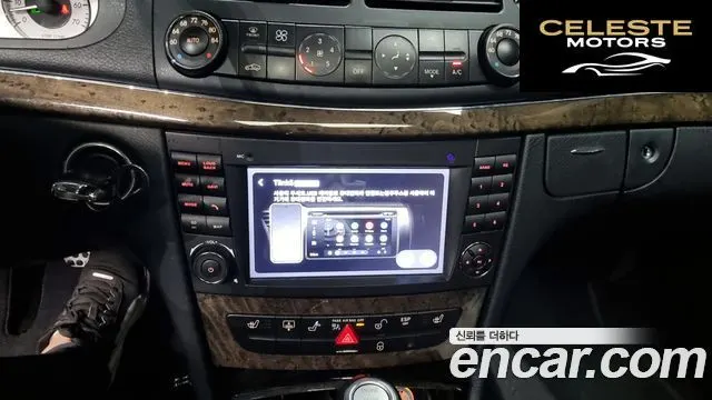 MERCEDES BENZ E-Classe W211 E350 4MATIC 2007 — photo 14 sur 26