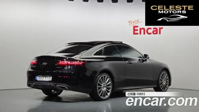 MERCEDES BENZ E-Classe W213 E450 4MATIC Coupé 2021 — photo 2 sur 20