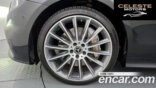 MERCEDES BENZ E-Classe W213 E450 4MATIC Coupé 2021 — photo 5 sur 20