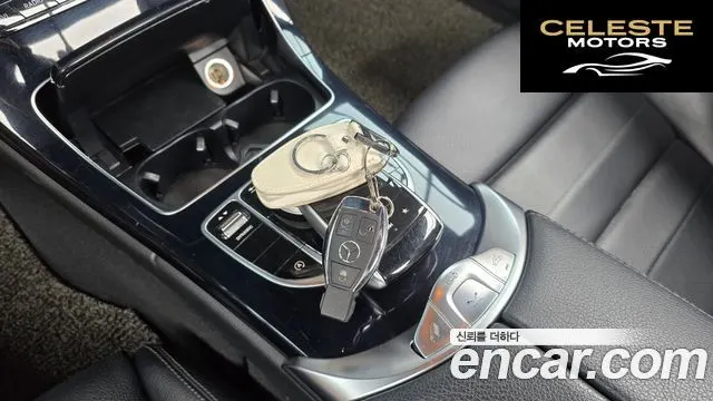 MERCEDES BENZ C-Classe W205 C200 Cabriolet 2017 — photo 9 sur 20