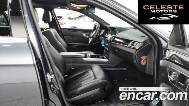 MERCEDES BENZ E-Classe W212 E300 4MATIC Avantgarde 2014 — photo 11 sur 20
